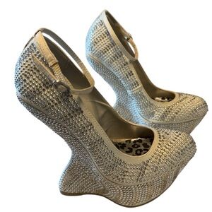 Dollhouse Ritzy Studs Rhinestone Ankle Strap Heelless Curved Wedge 5.5 Party